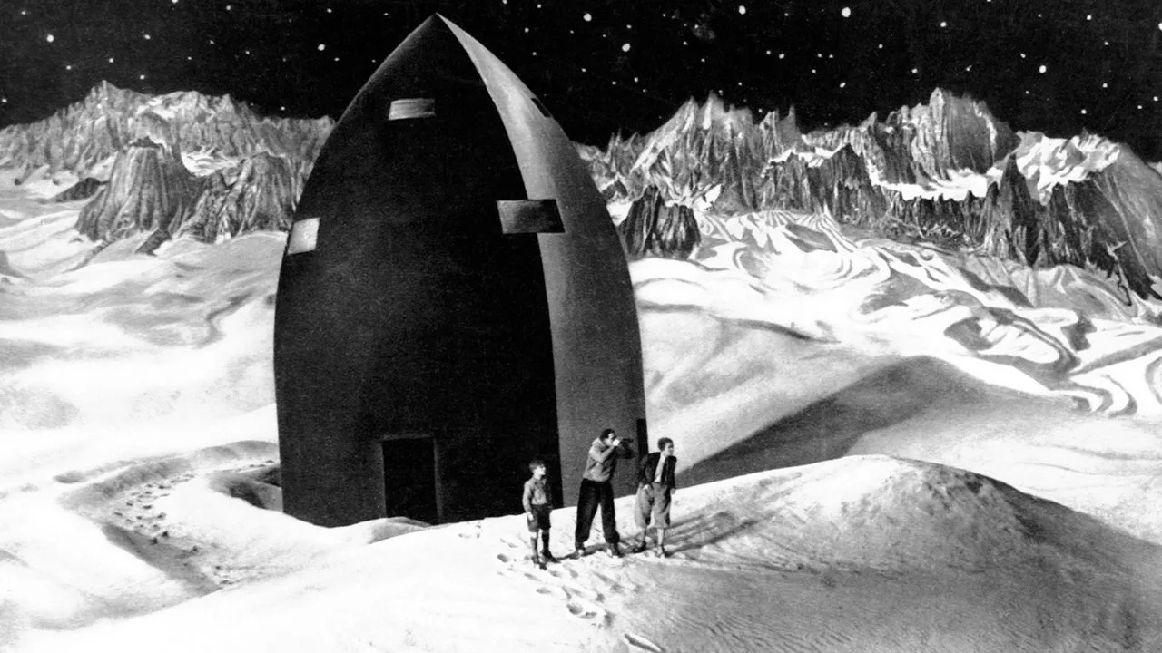 Frau im Mond